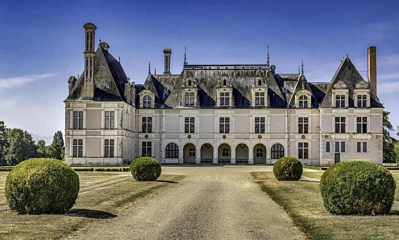 Cycling Discovery in the Heart of the Châteaux Country cycling-discovery-chateaux-country